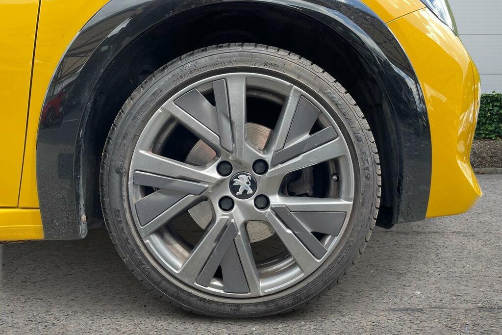 Peugeot 208 1.2 Puretech 100 Gt Line Yellow #6