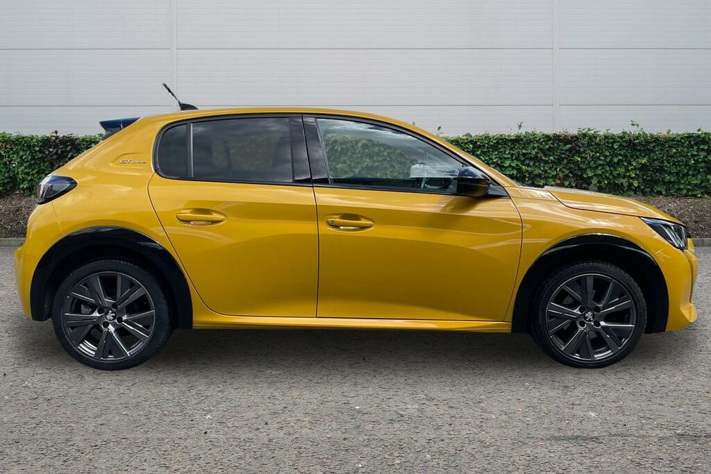 Peugeot 208 1.2 Puretech 100 Gt Line Yellow #3