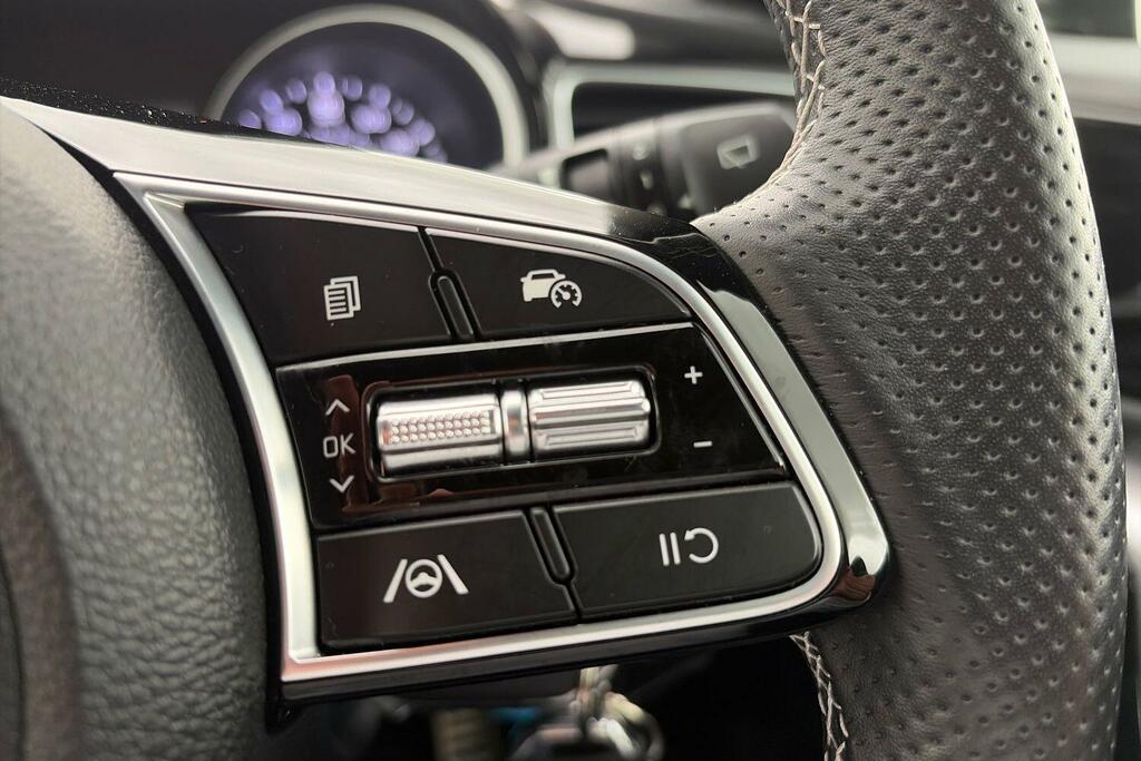 Kia Xceed 3 Black #12