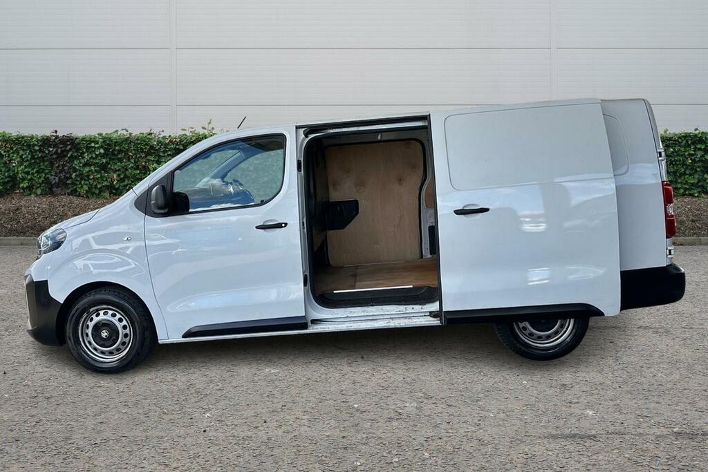 Vauxhall Vivaro 1.5 Turbo D 120 Prime H1 Van White #3