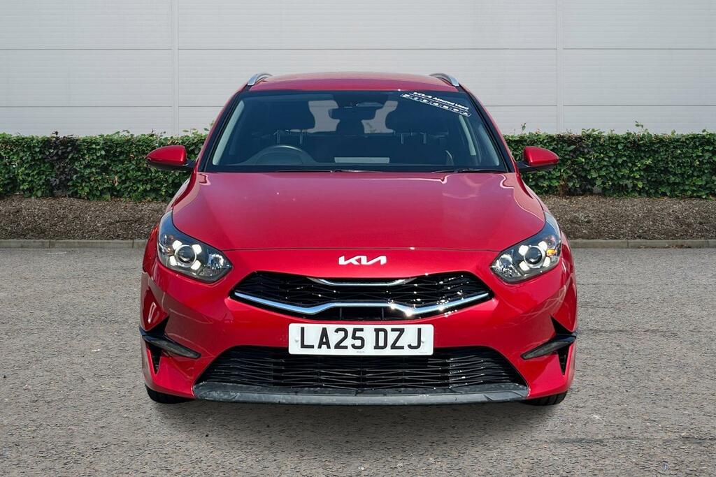 Kia Ceed 1.5T Gdi Isg 138 2 LA25DZJ Red #4