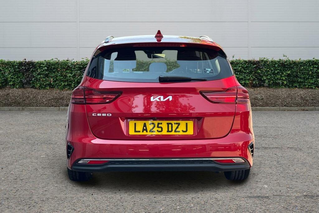 Kia Ceed 1.5T Gdi Isg 138 2 LA25DZJ Red #5