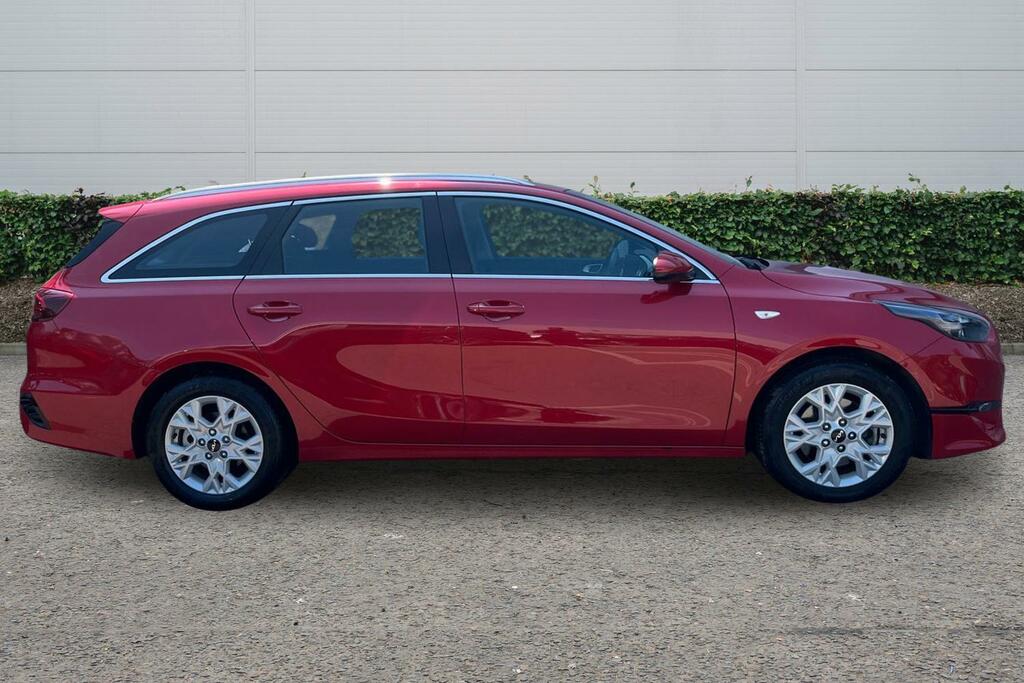 Kia Ceed 1.5T Gdi Isg 138 2 LA25DZJ Red #3