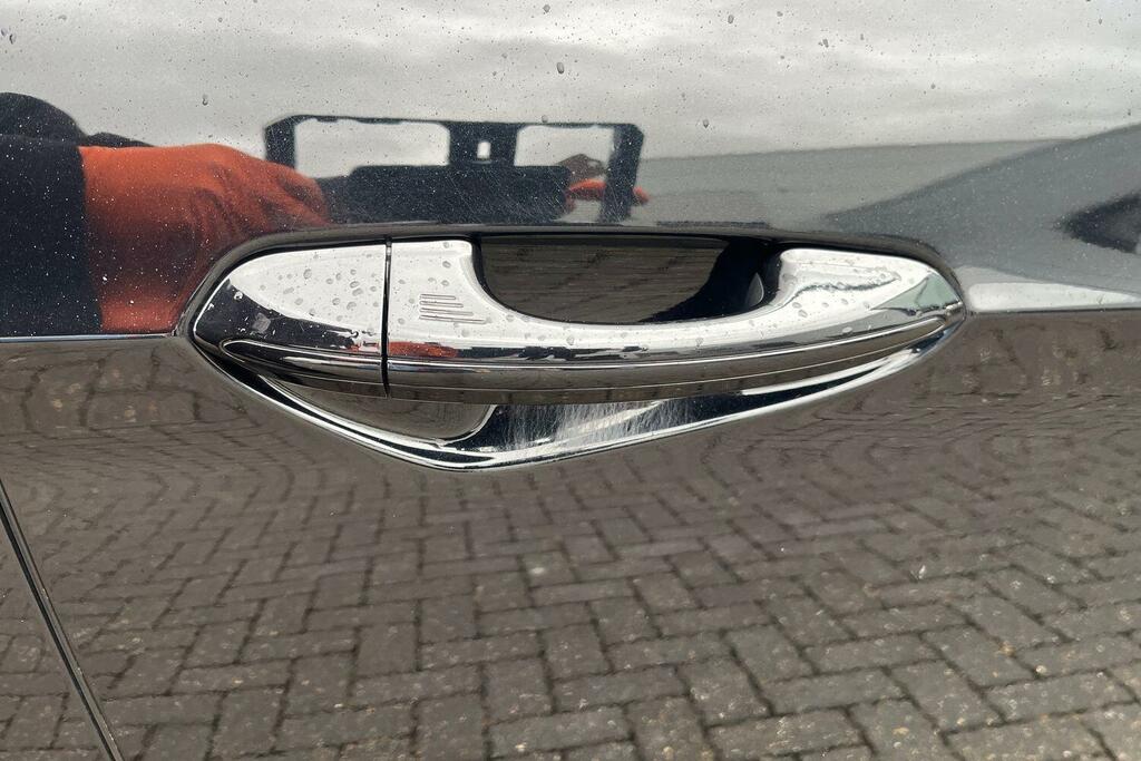 Ford S-Max Titanium Silver #25