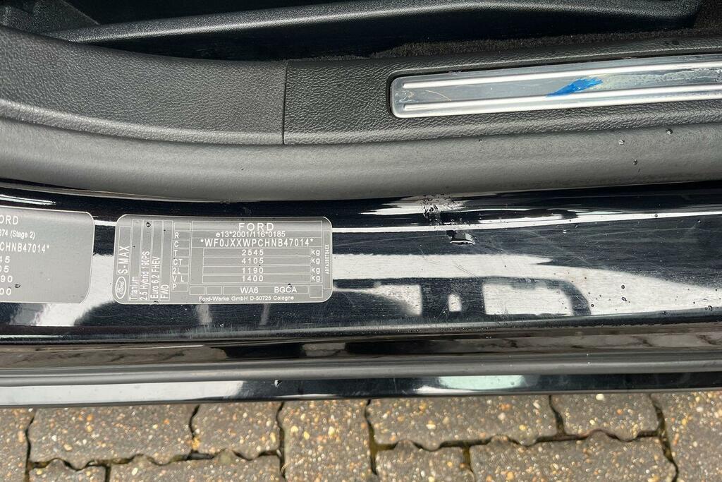 Ford S-Max Titanium Silver #27