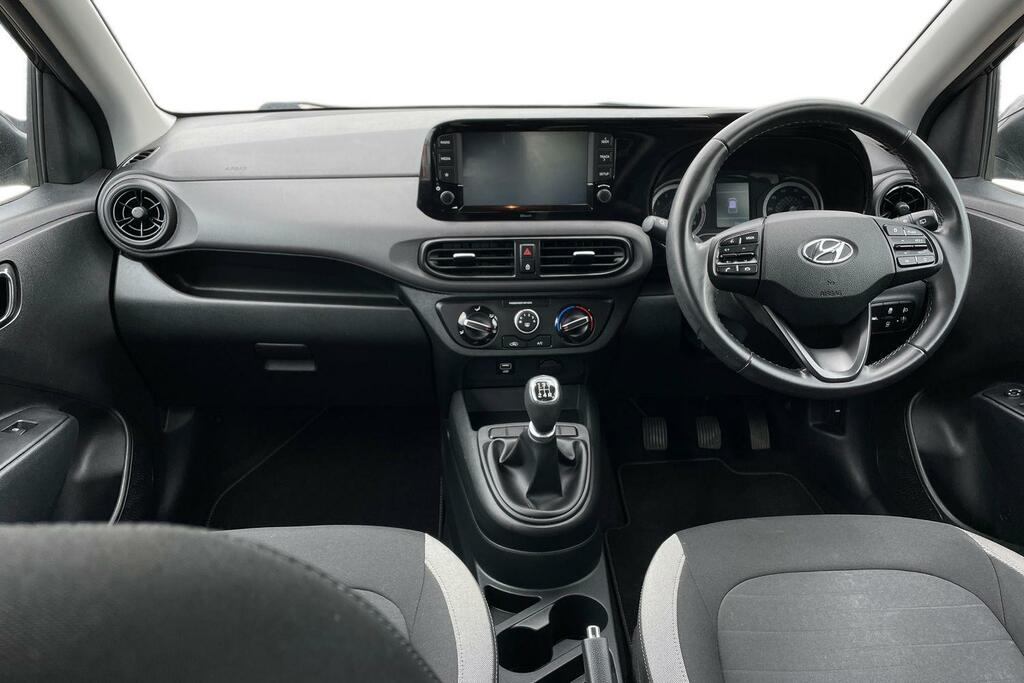 Hyundai I10 Premium Red #9