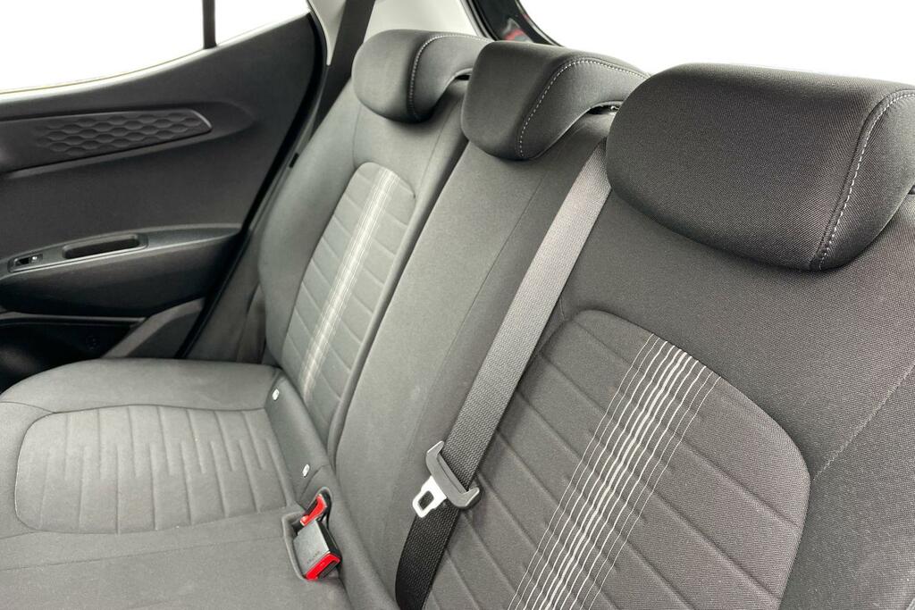 Hyundai I10 Premium Red #17