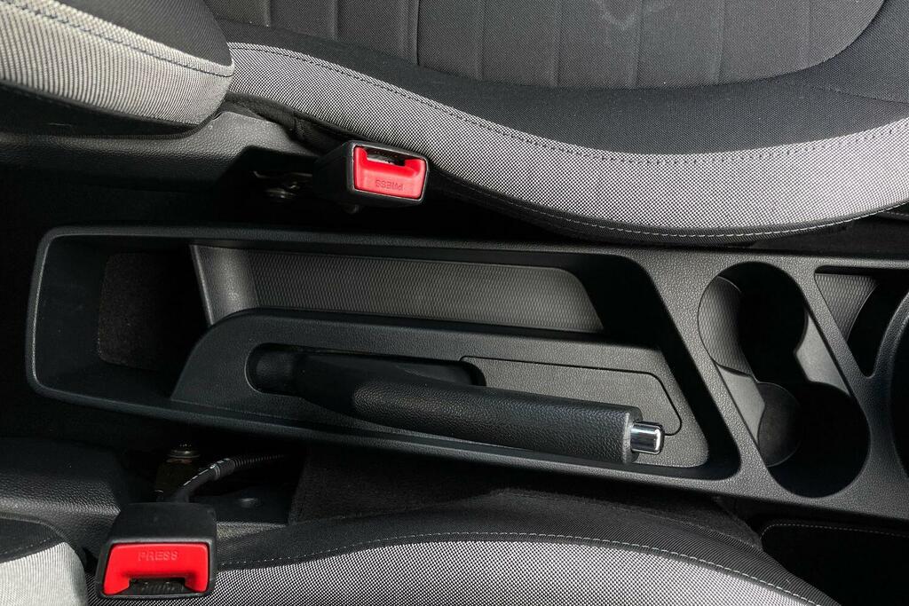 Hyundai I10 Premium Red #36