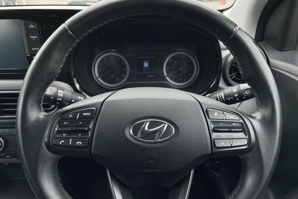 Hyundai I10 Premium Red #14