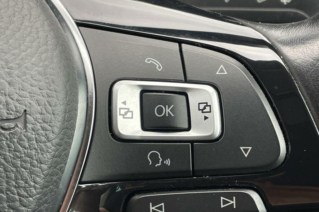 Volkswagen Caravelle Van 2.0 Grey #31