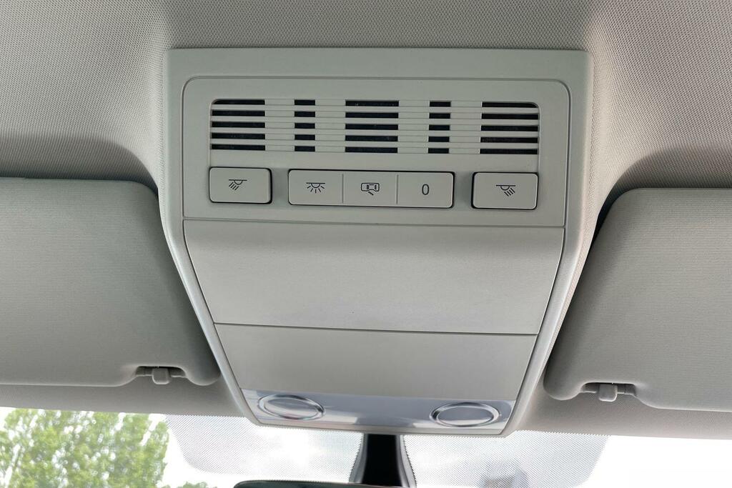 Volkswagen Caravelle Van 2.0 Grey #28