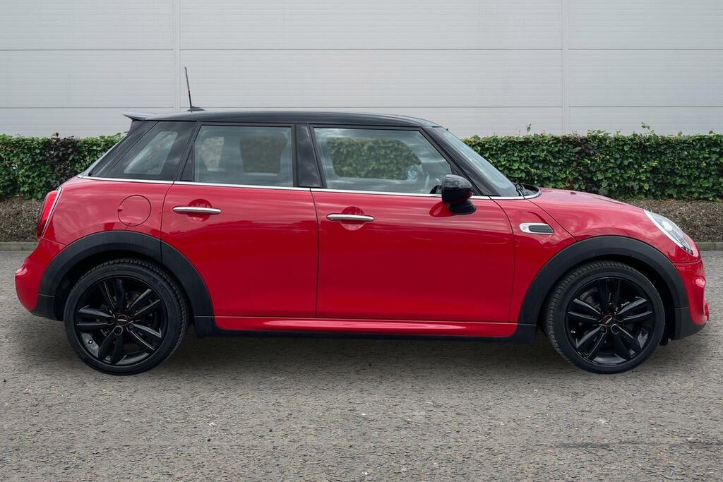 Mini Hatch 1.5 Cooper II Red #3