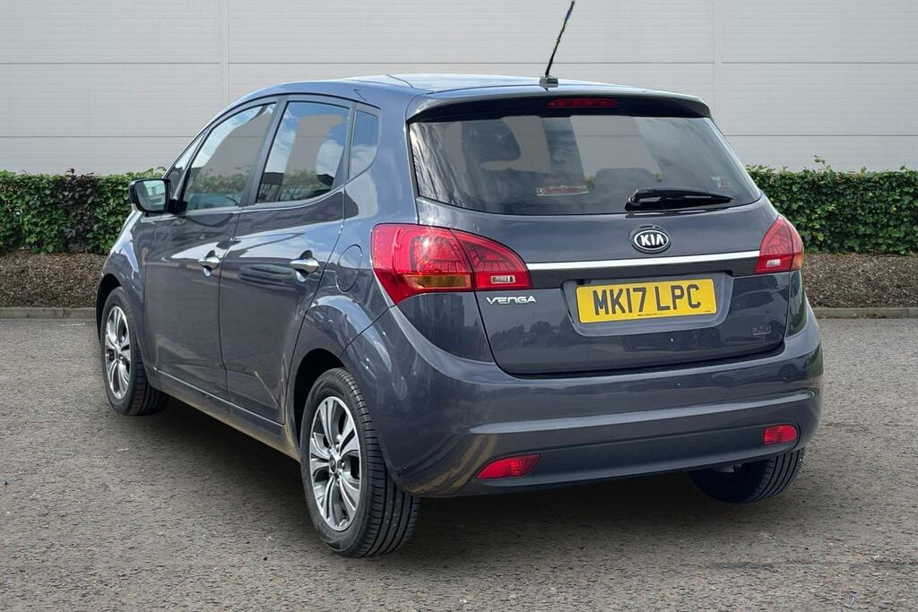 Kia Venga 1.6 4 6 Silver #2