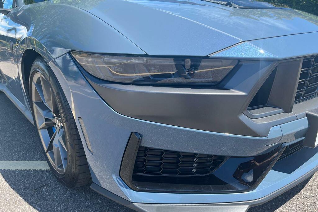Ford Mustang 5.0 V8 Dark Horse Grey #22