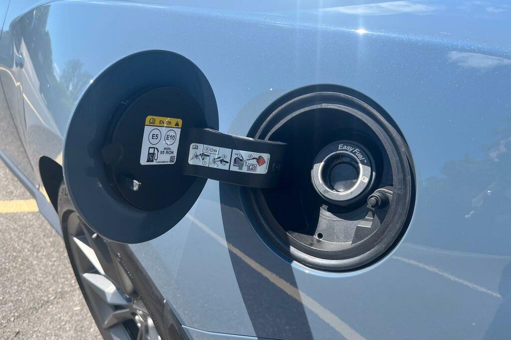 Ford Mustang 5.0 V8 Dark Horse Grey #26