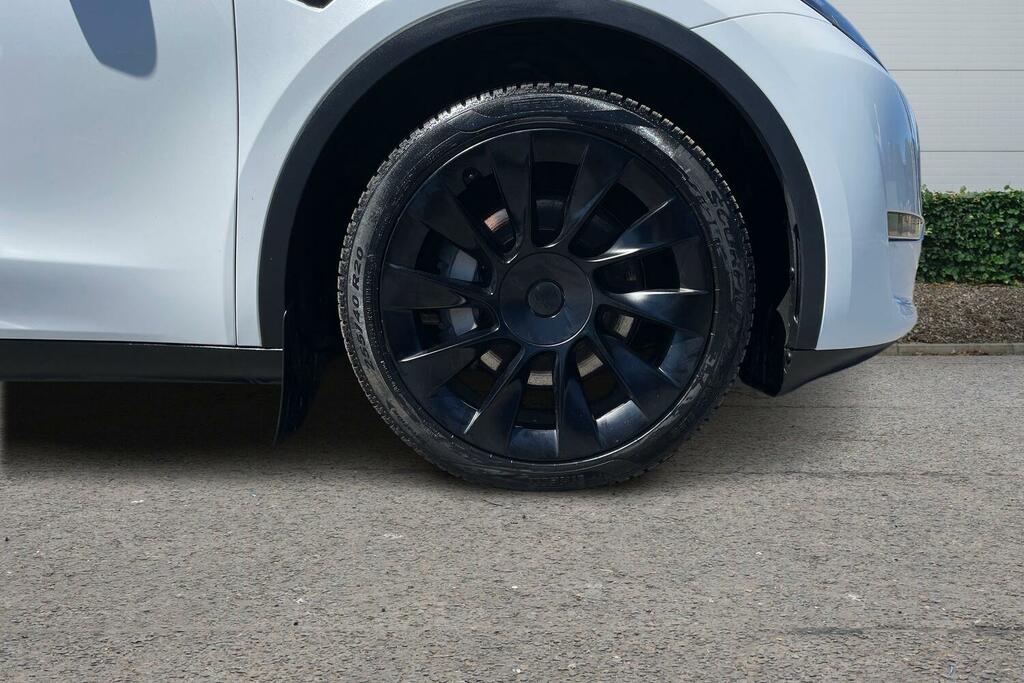 Tesla Model Y Long Range Awd White #6