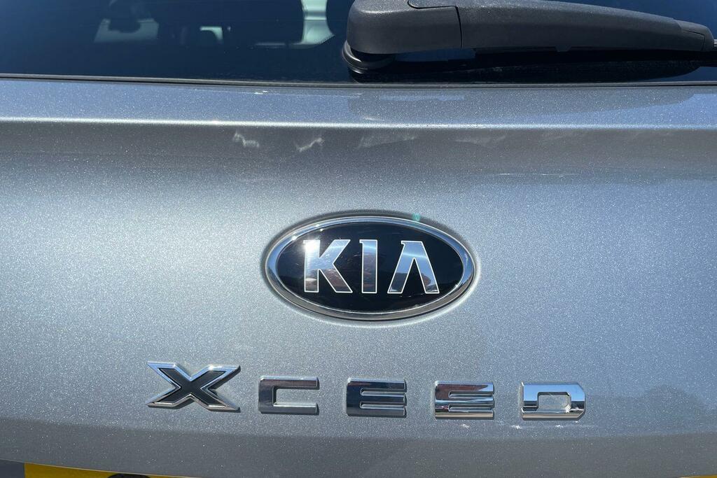 Kia Xceed 1.5 T-gdi 3 Euro 6 Ss Black #24