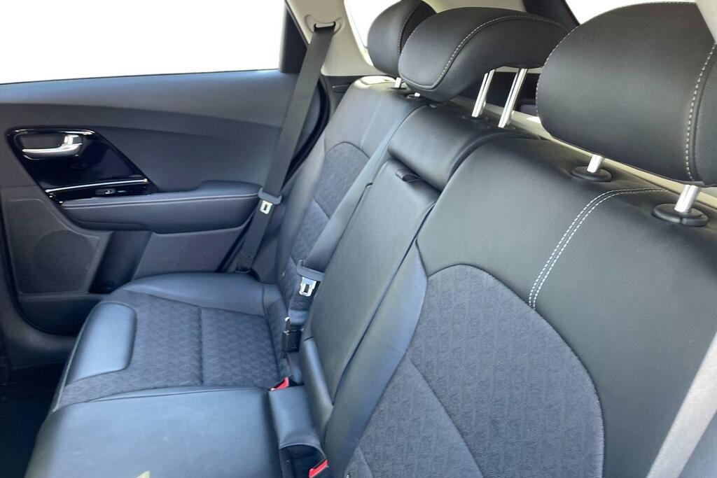 Kia Niro 2 Black #17