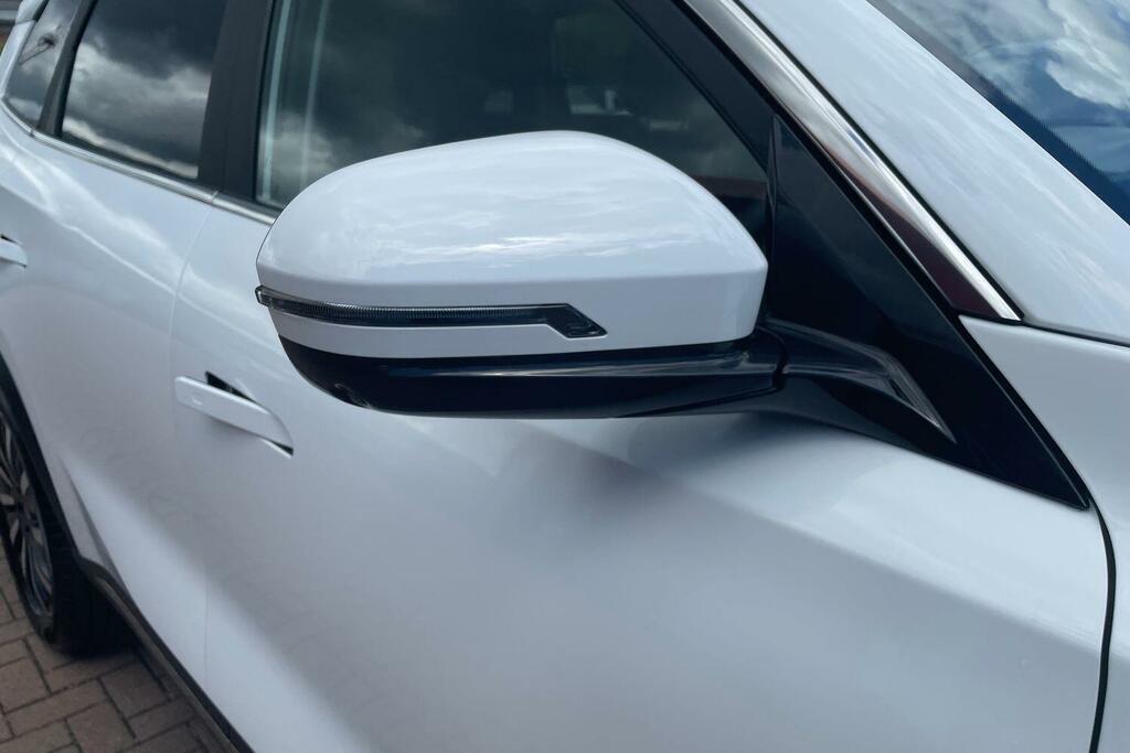 Chery Tiggo 8 Super Hybrid Summit White #21