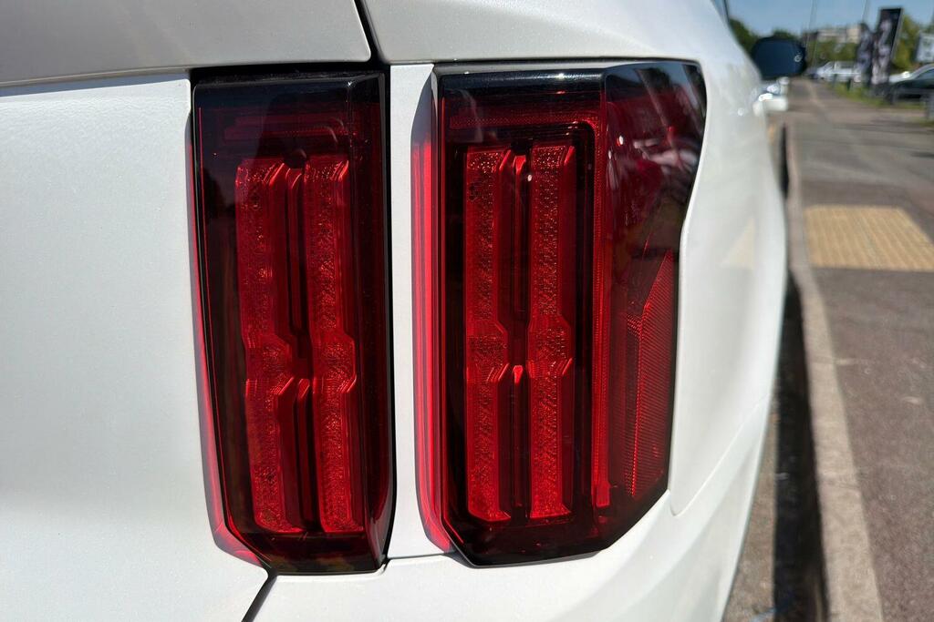 Kia Sorento Edition Black #23