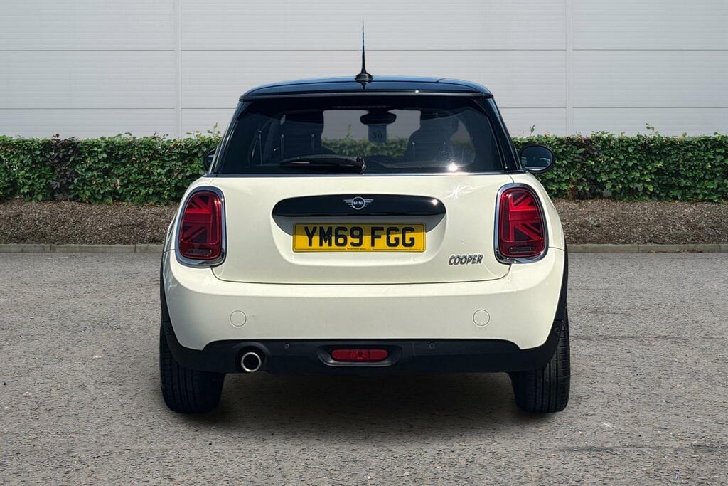 Mini Hatch 1.5 Cooper Classic Euro 6 Ss White #4