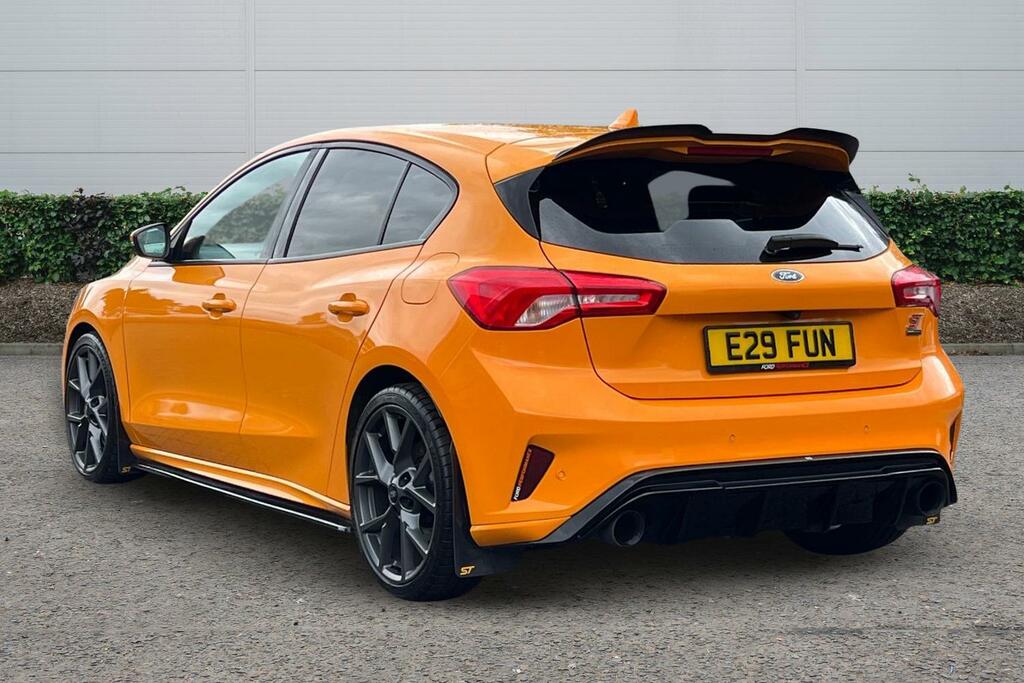 Ford Focus 2.3 Ecoboost St Orange #2