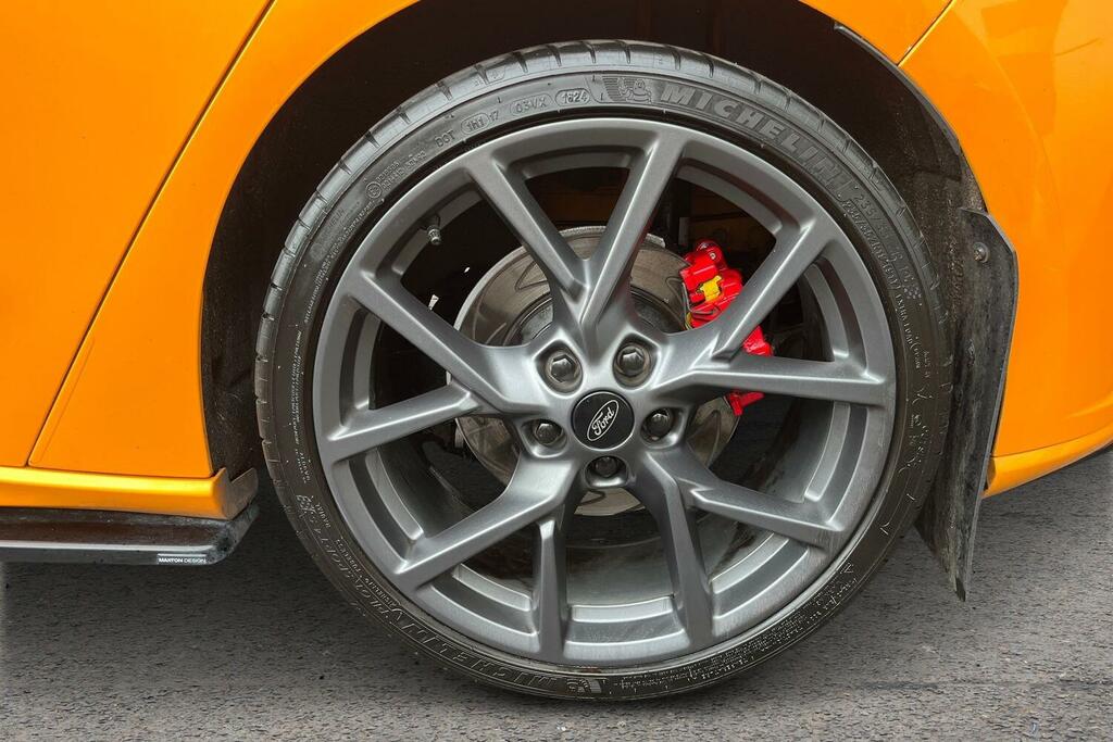 Ford Focus 2.3 Ecoboost St Orange #6
