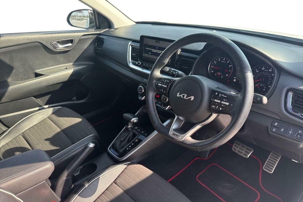 Kia Stonic 1.0T Gdi 98 Gt-line Dct White #8
