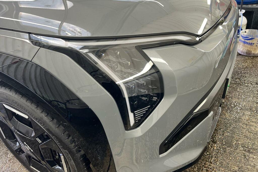 Kia EV3 Gt-line 81.4Kwh 201Bhp Fwd 1-Speed White #22