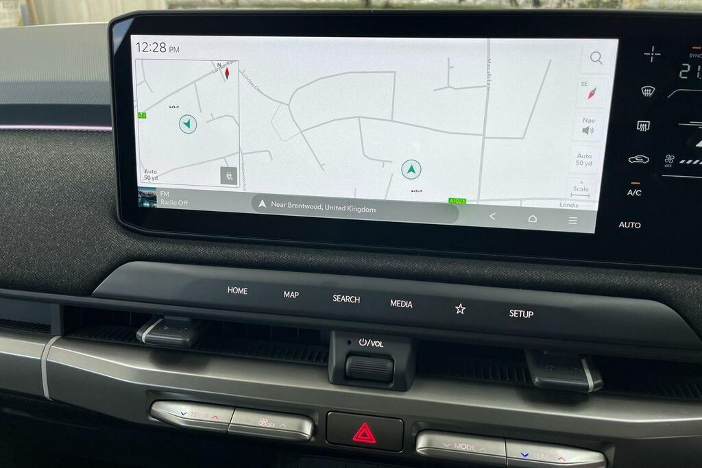 Kia EV3 Gt-line 81.4Kwh 201Bhp Fwd 1-Speed White #11