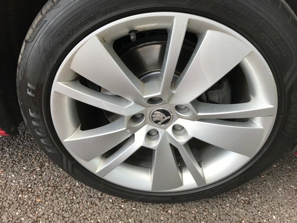 Skoda Superb 1.5 Tsi Act Se L Estate Dsg Euro 6 Ss #5