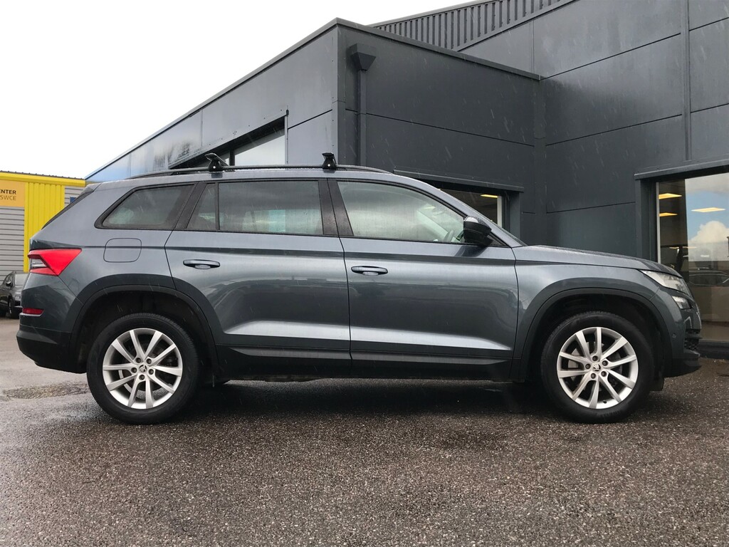 Skoda Kodiaq 2.0 Tdi Se Suv Dsg 4Wd Euro 6 Ss 5 GJ69XJP #4