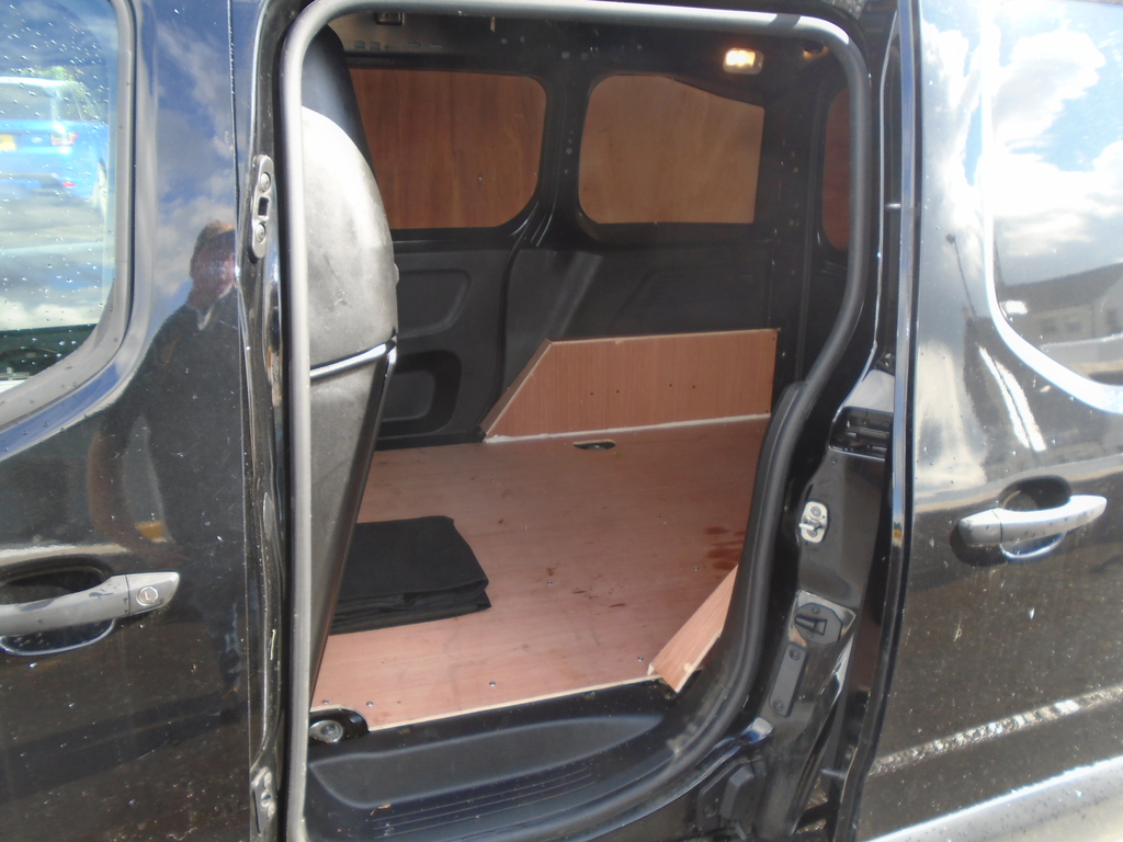Citroen Berlingo Enterprise 100Hp. CJ73OFE Black #5