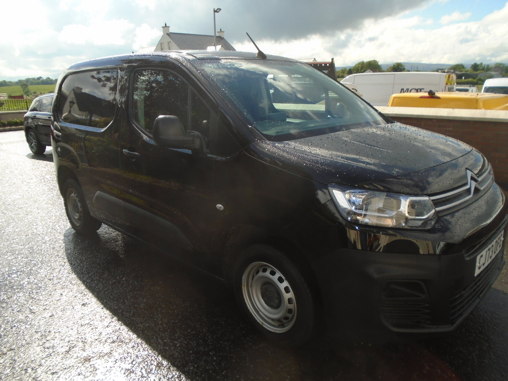 Citroen Berlingo Enterprise 100Hp. Black