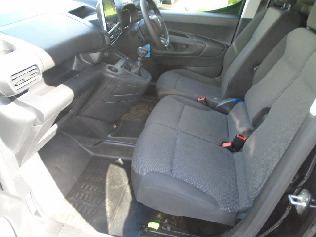 Citroen Berlingo Enterprise 100Hp. CJ73OFE Black #4