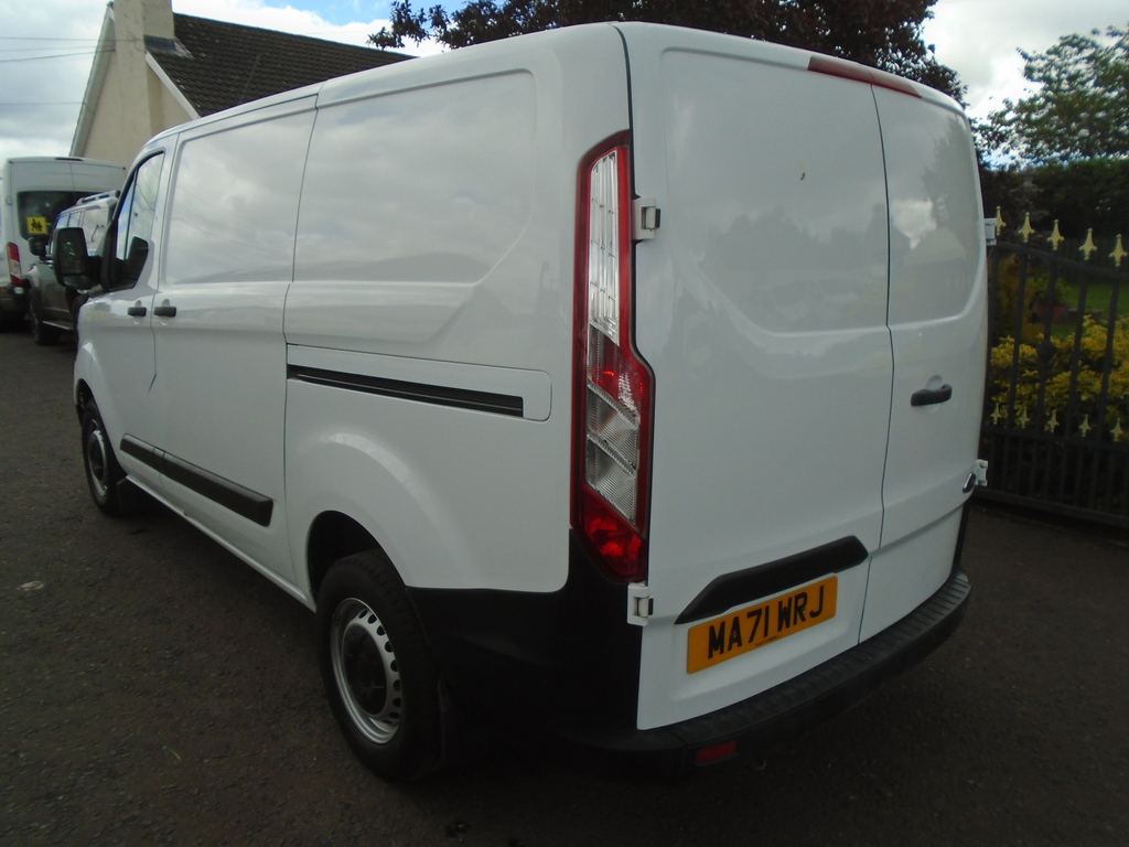 Ford Transit Custom Custom 2.0 Ecoblue 130Ps Low Roof Trend Van Orange #5