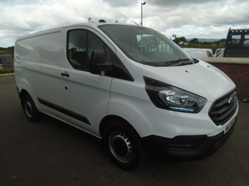 Ford Transit Custom Custom 2.0 Ecoblue 130Ps Low Roof Trend Van Orange #1