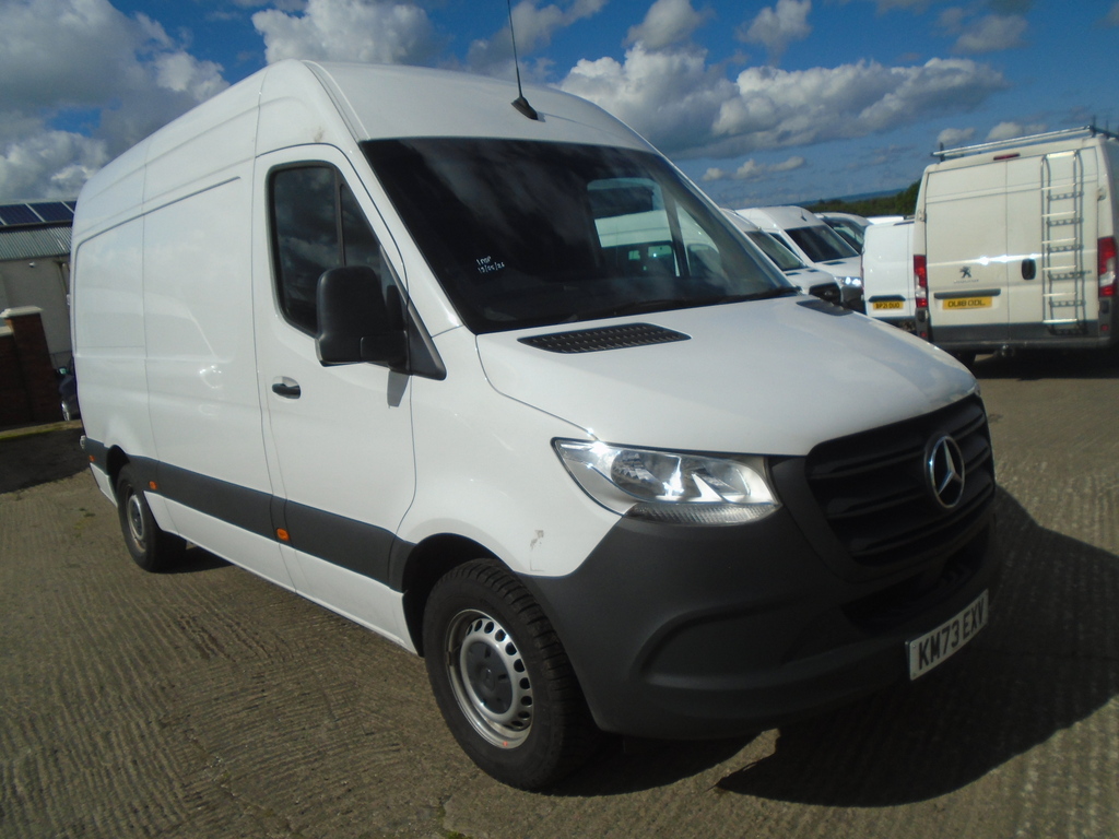 Mercedes-Benz Sprinter 315 Cdi Mwb Hr Rwd White