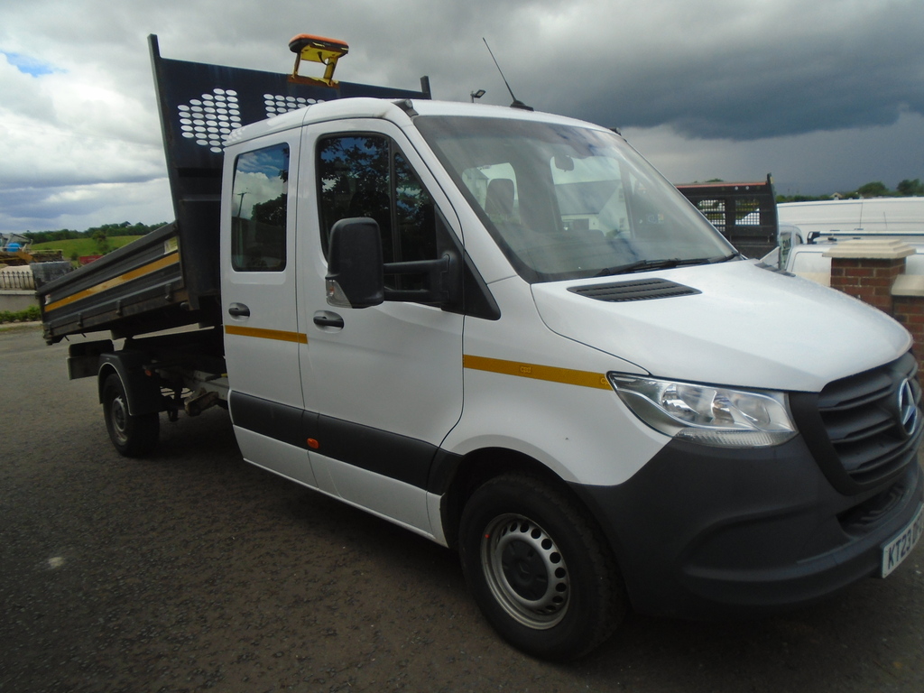 Mercedes-Benz Sprinter 315Cdi Crewcab Tipper. White
