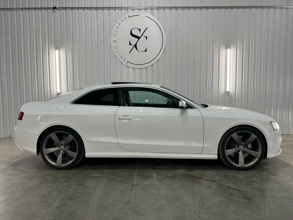Audi RS5 Coupe 4.2 Fsi V8 2010 White #2