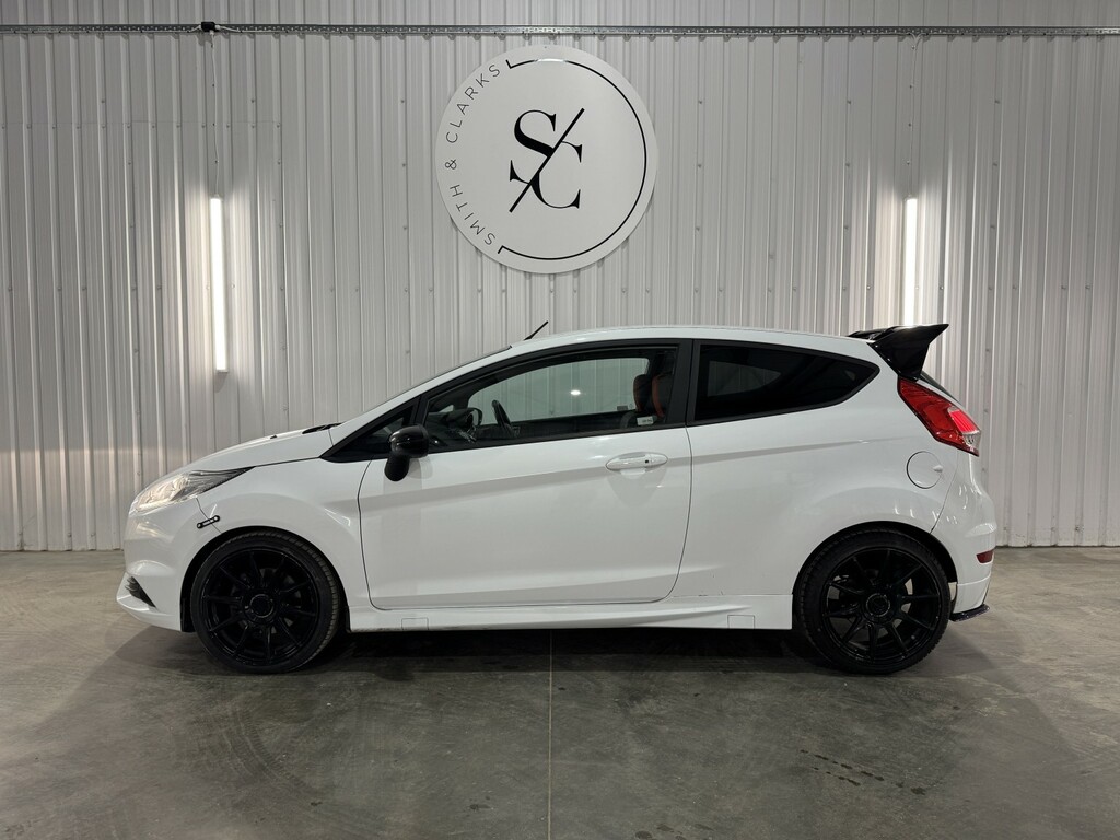 Ford Fiesta 1.6 T Ecoboost St-3 White #5