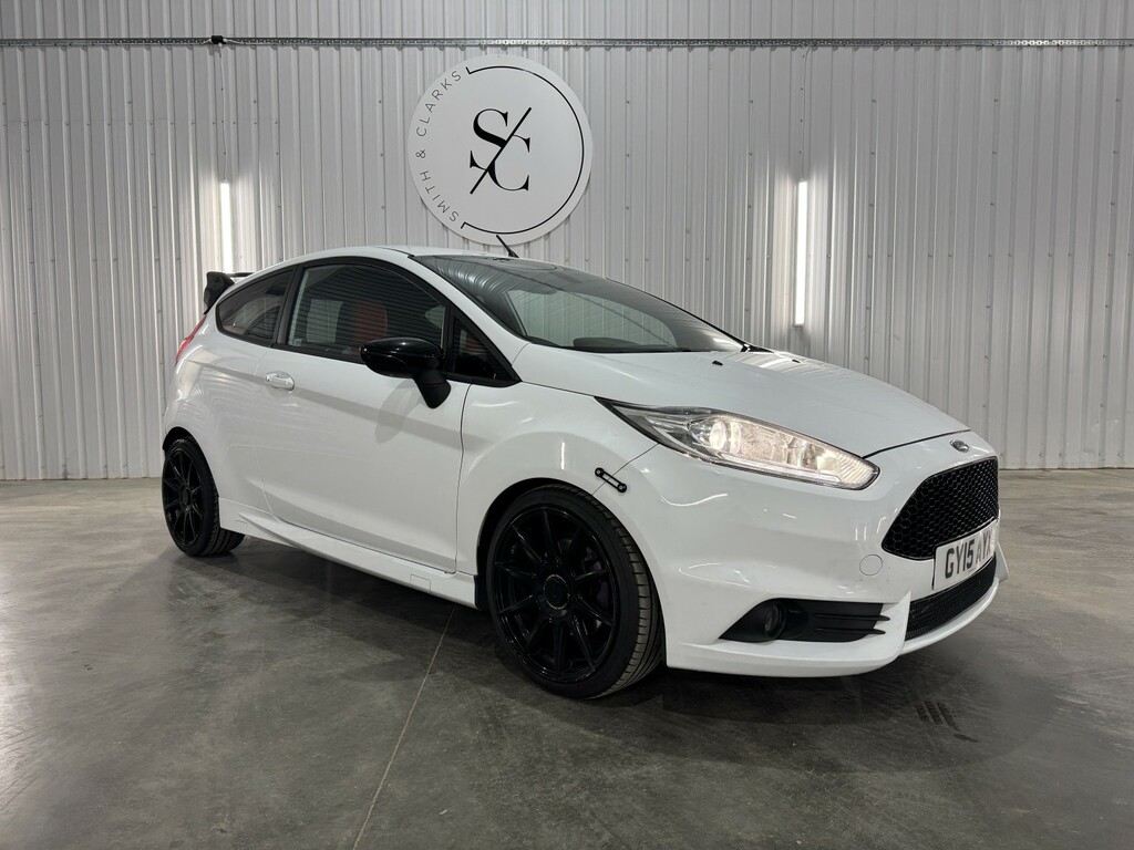Ford Fiesta 1.6 T Ecoboost St-3 White