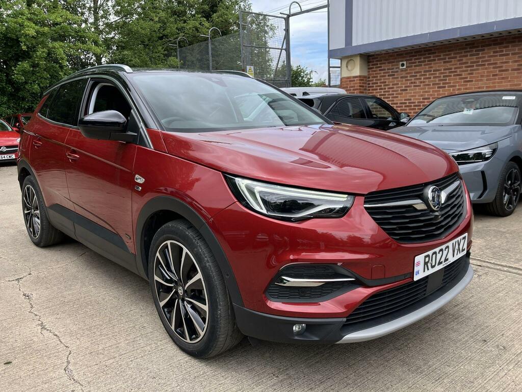 Vauxhall Grandland X 1.6 13.2Kwh Business Edition Nav Premium Euro Red