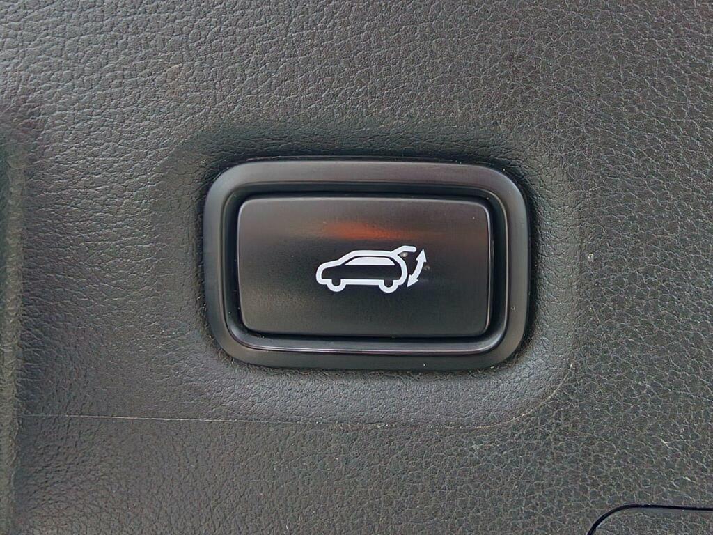 Hyundai Santa Fe Ultimate Black #10