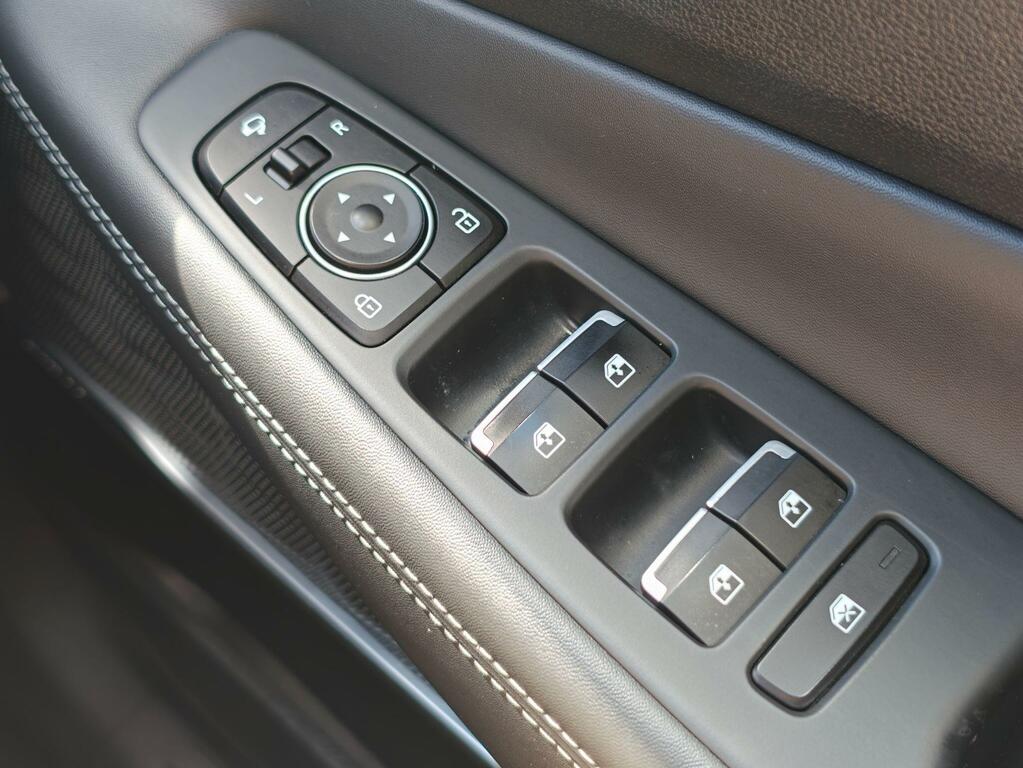 Hyundai Santa Fe Ultimate Black #32