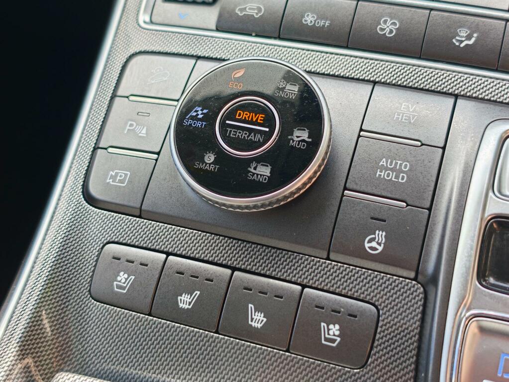 Hyundai Santa Fe Ultimate Black #20