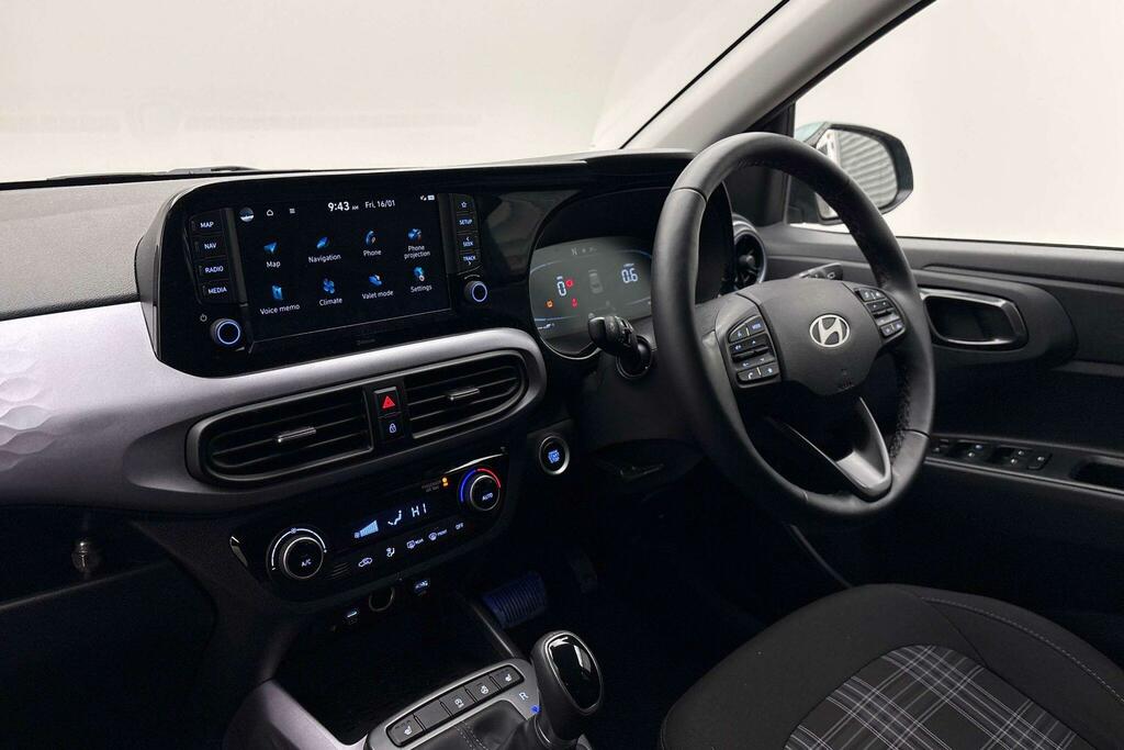 Hyundai I10 N Line White #2