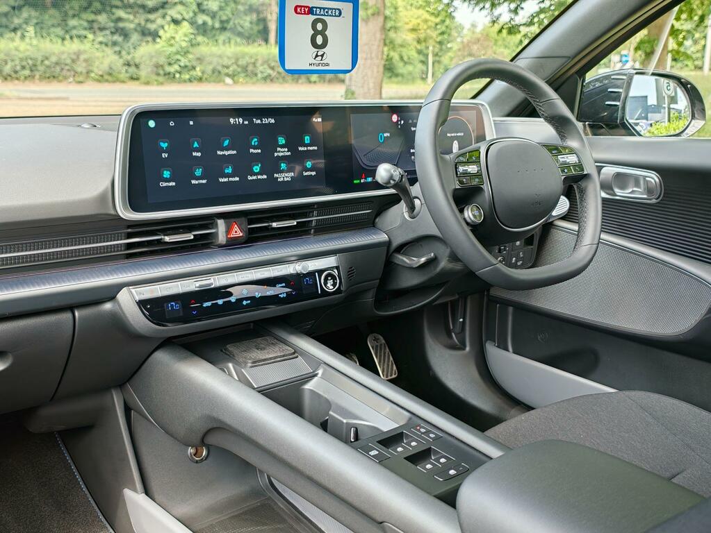 Hyundai Ioniq 6 77.4Kwh Premium Black #2