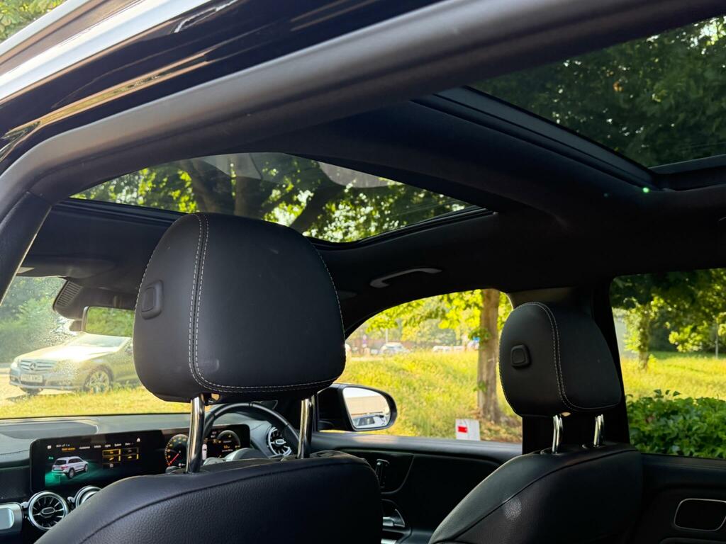 Mercedes-Benz GLB Class Glb 220 D 4Matic Black #11