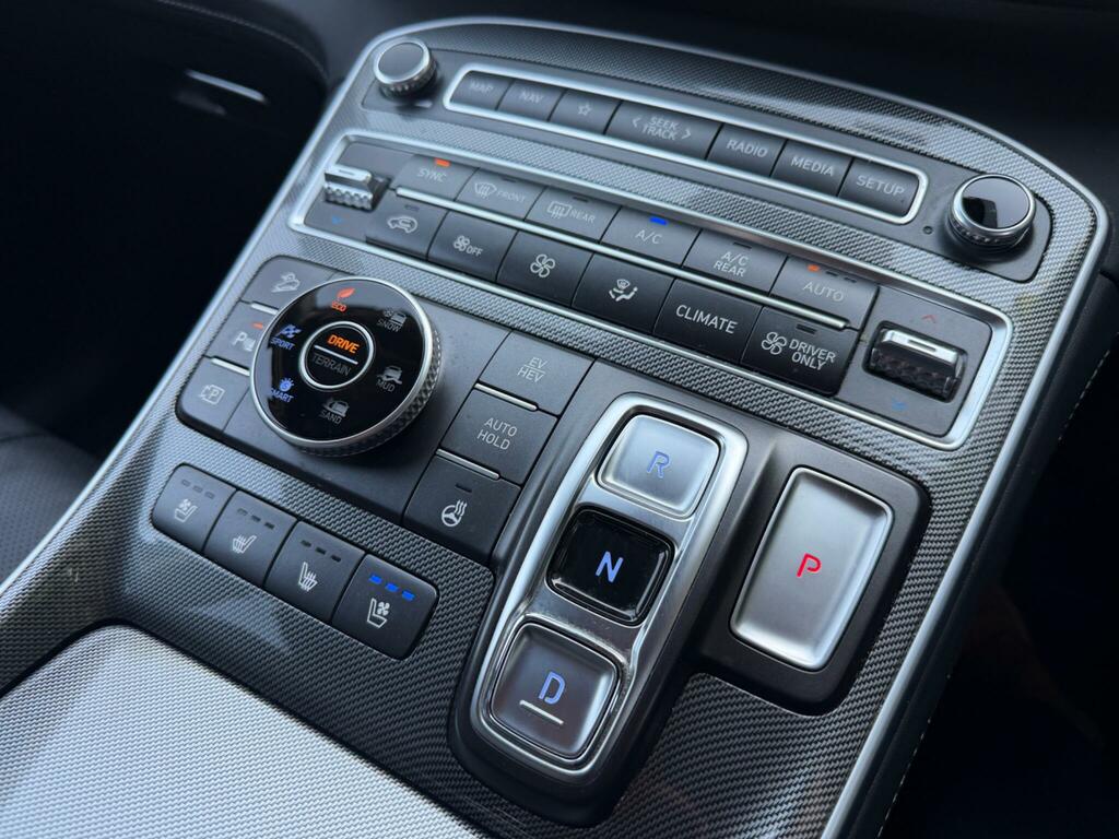Hyundai Santa Fe Premium Black #7